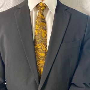 Brand Q Men's necktie. Black and Gold Paisley. 60 inches